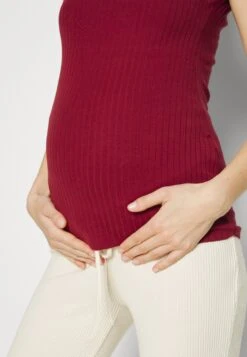 T-Shirt Basique - Dark Red -Femmes Vêtements Boutique 18cce2f6233a42c6bffc54756d404995