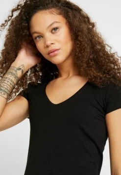 2 Pack - T-Shirt Basique - Black/White -Femmes Vêtements Boutique 37ff36b777d14c27a006d5de9d1647db