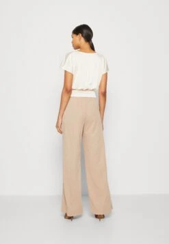 Anna Field T-Shirt Imprimé - Light Pink -Femmes Vêtements Boutique 3872646d8dee455680cff314bc6d9483