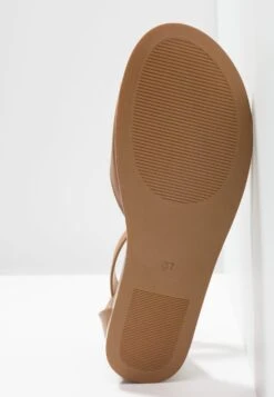 Sandales - Cognac 15 Sandales - Cognac -Femmes Vêtements Boutique 3f78ed84d38d4b179ef98c41e26fcc6b