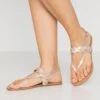 Tongs - Rose-Gold -Femmes Vêtements Boutique 422697a17e0342ffa439e683e4730af2