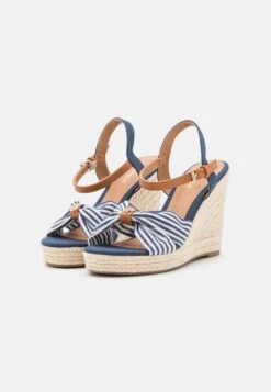 Anna Field Sandales À Talons Hauts - Dark Blue -Femmes Vêtements Boutique e7db8cb773a848a8b386985d3d457554