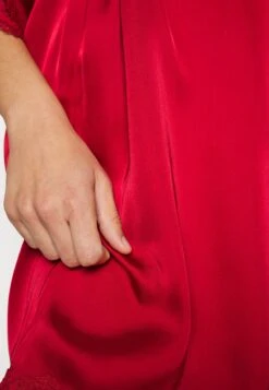 Anna Field Peignoir - Red -Femmes Vêtements Boutique ed36051fc1824095a1b74d0824d31712